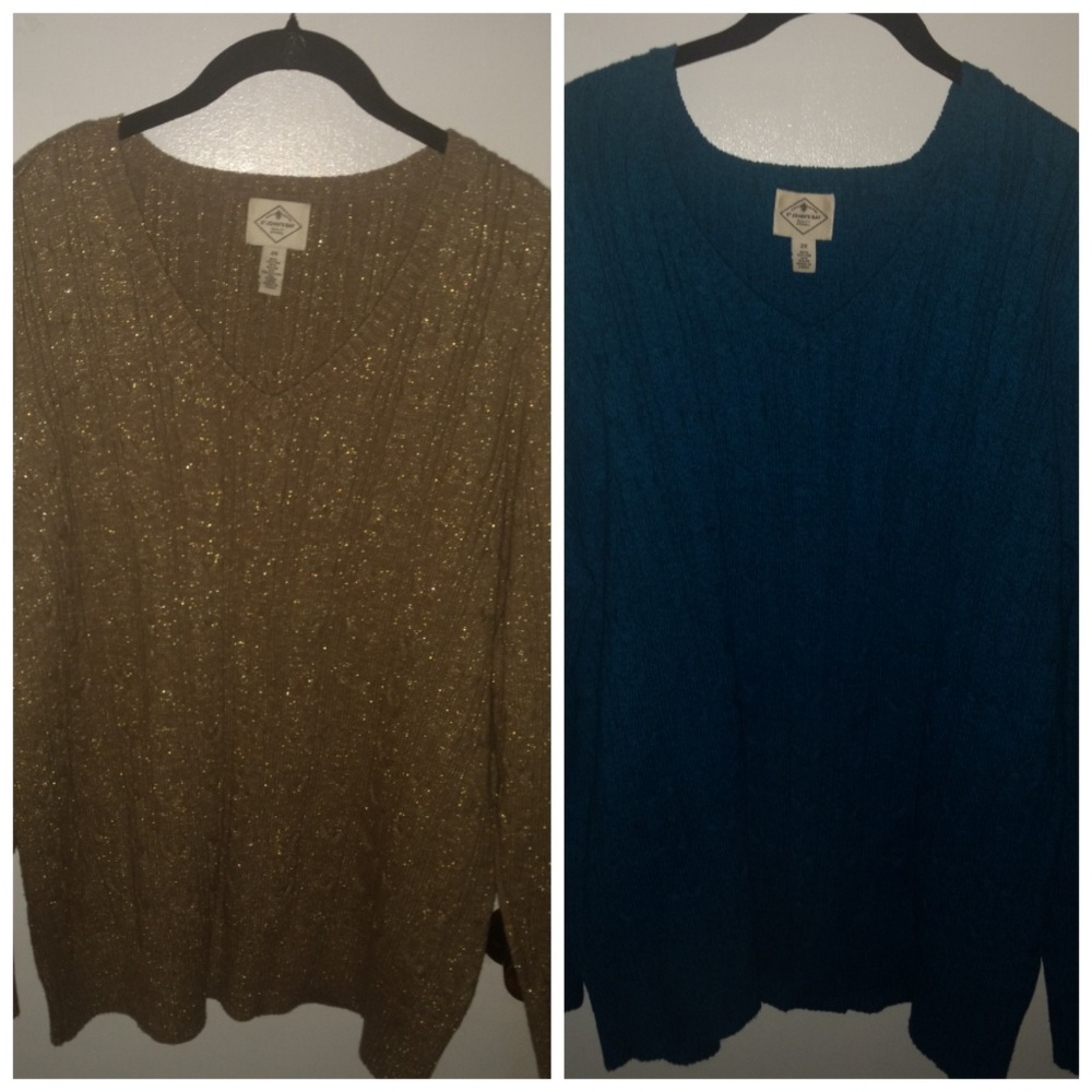 2 St. John's Bay Long Sleeve Sweaters